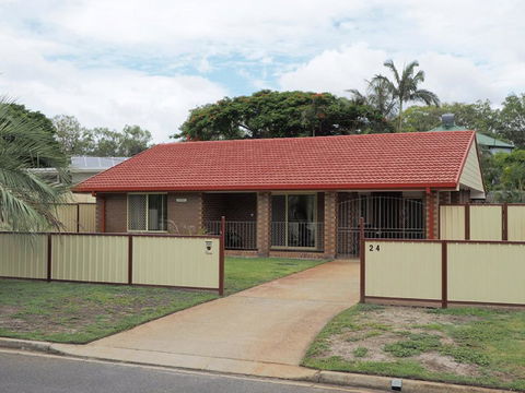Comfortable Lowset Family Home Only Minutes From The Water! Tarooki St, Bellara - Australian Directory 0