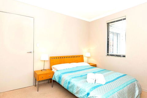 Coode Street Townhouse - Australian Directory 1