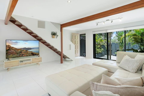 Cool Coastal Chic, Noosaville - Australian Directory 0