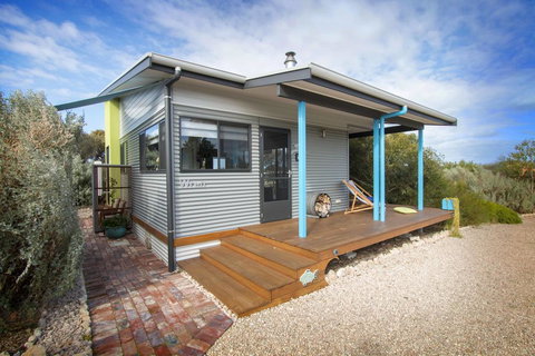 Coorong Cabins - Australian Directory 1