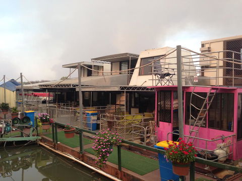 Corroboree Houseboats - Australian Directory 0