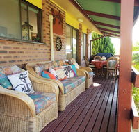 Cottage by the Bay - Australian Directory