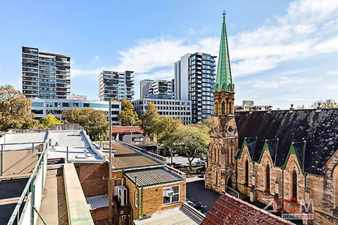 Cozy Apartments Near Burwood Train Station - Australian Directory 0