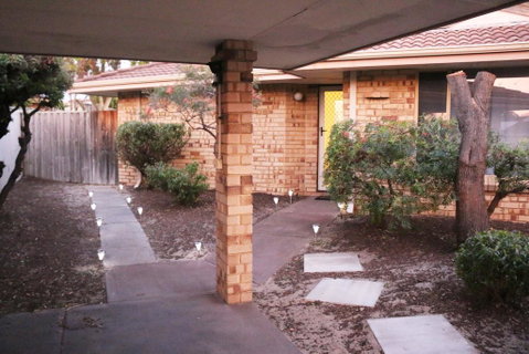 Cozy Stay @ Purser Cove Near University, Hospital & Transport - Australian Directory 0