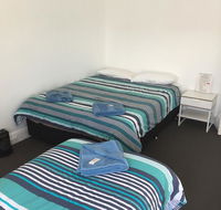 Crown Inn Hotel - Australian Directory