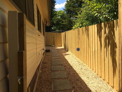 Croydon Station - A Tranquil Retreat - Australian Directory 1