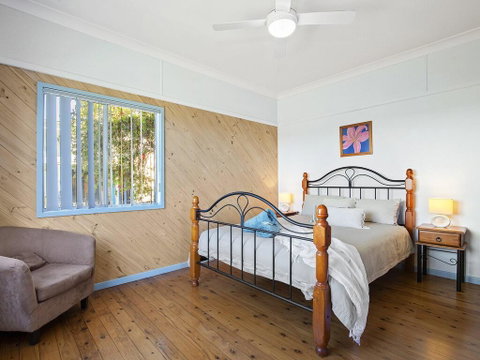 Crystal Blue - Views Across The Bay - Australian Directory 2