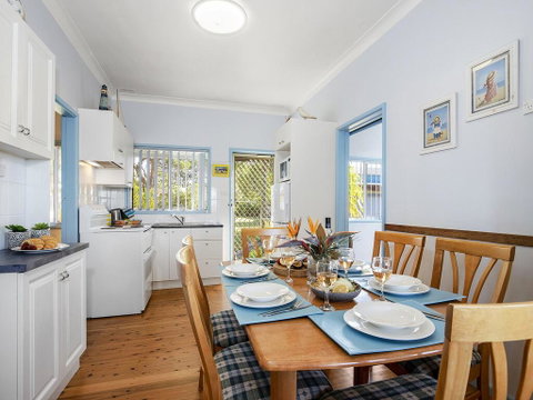 Crystal Blue - Views Across The Bay - Australian Directory 0