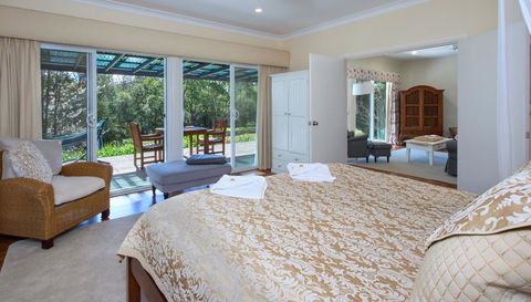 Crystal Creek Meadows - Australian Directory 1