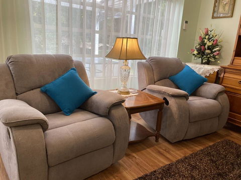 Curtis Falls Studio-Apartment - Australian Directory 1