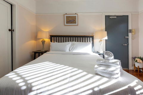 DARLINGHURST STUDIO // SHARED ROOFTOP SPACE - Australian Directory 3
