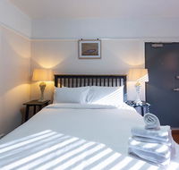 DARLINGHURST STUDIO // SHARED ROOFTOP SPACE - Australian Directory