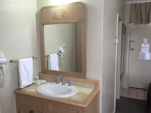 Dawson Motor Inn - Australian Directory 2