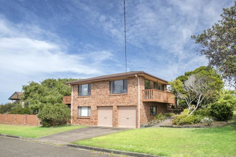 Deering 106, ULLADULLA - Australian Directory 3
