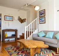 Delightful 3 Bedroom Apartment near Chapel Street in St Kilda - Australian Directory