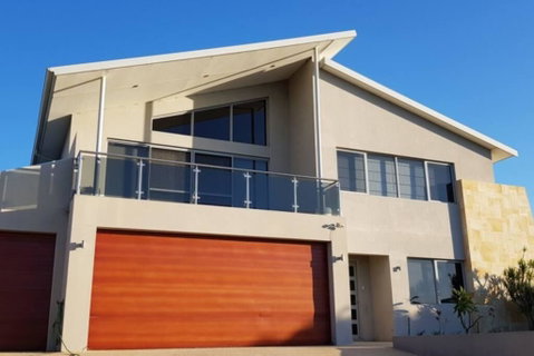 Delux Living In Wannanup - Australian Directory 2