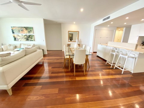 DIRECT BEACH ACCESS - 3 BED APART - CABARITA BEACH - Australian Directory 3