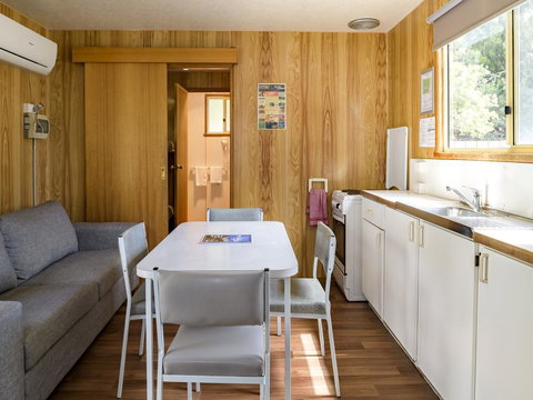 Discovery Parks - Hobart - Australian Directory 3