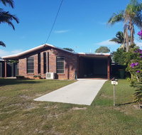 Dog Friendly Holiday House At Red Beach - Australian Directory