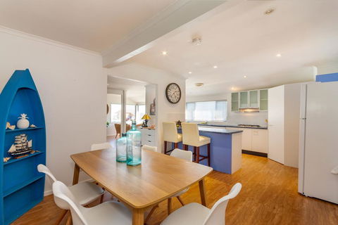 Dog Lovers Retreat - Australian Directory 1