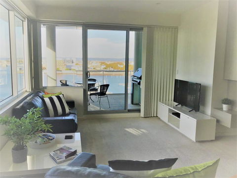 Dolphin View At Spinnaker - Australian Directory 1