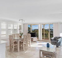 Dolphin WatchNelson Bay - Australian Directory