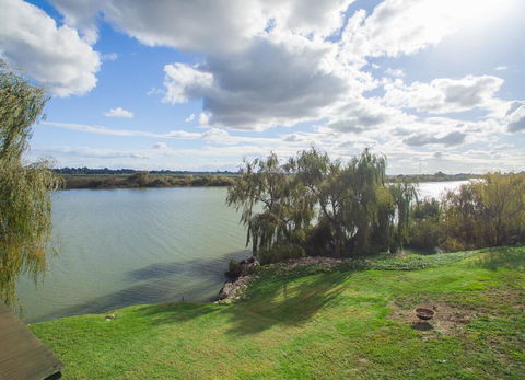 Doreen's - Australian Directory 1