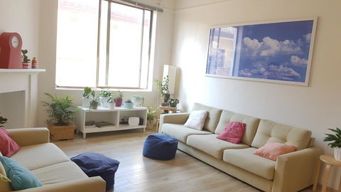 Double Bedroom In Bright And Airy House - Australian Directory 1