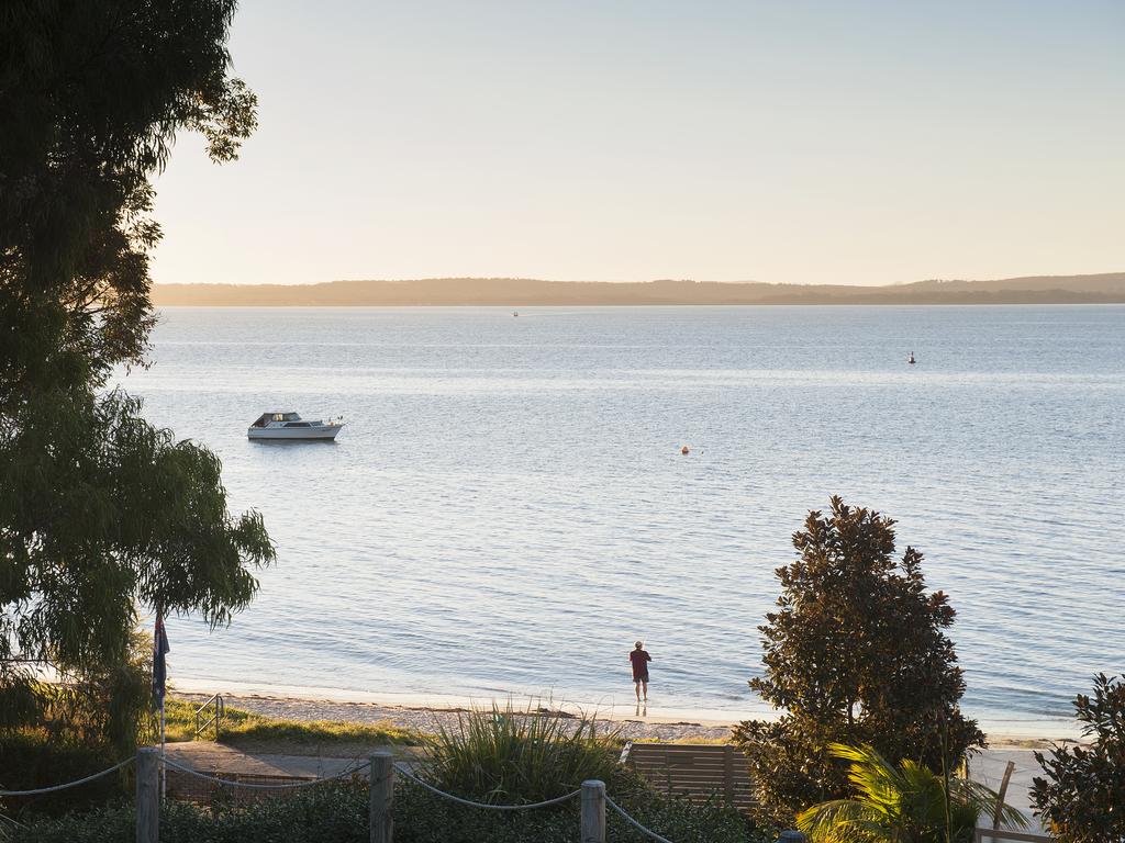 Nelson Bay NSW Australian Directory