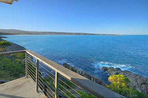 Eagle Heights Holiday Units - Australian Directory 2
