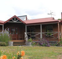Eagle's Roost Farmstay BB - Australian Directory