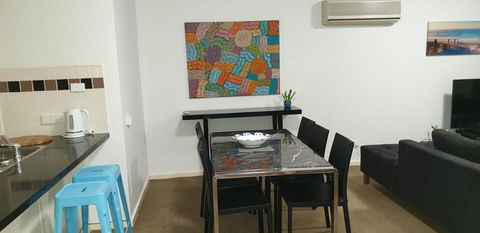 East Perth 2 BR Superb Riverside Apartment - Australian Directory 2