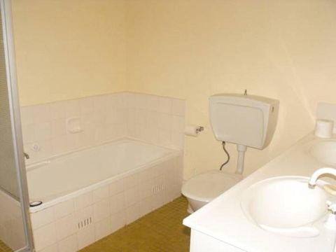 Ebbtide, Unit 23, 2-6 North St, Forster - Australian Directory 1