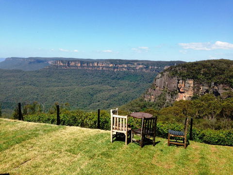 Echoes Boutique Hotel & Restaurant - Australian Directory 2