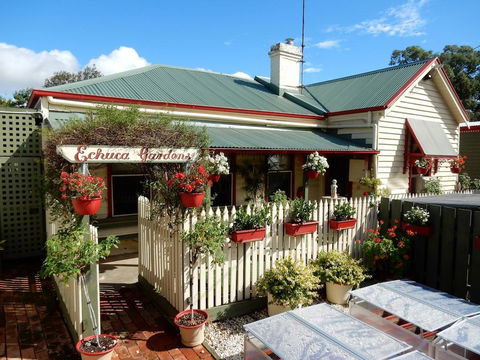 Echuca Gardens - Australian Directory 1