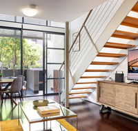Elegant Loft Perfect for Inner City Explorers - Australian Directory