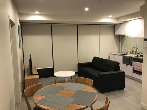 Elegant Modern Apartment In Central Melbourne - Australian Directory 0
