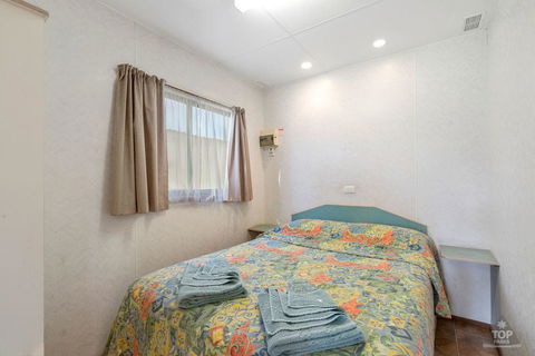 Elliston Waterloo Bay Tourist Park - Australian Directory 3