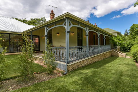 Elm Tree Lodge Beechworth - Australian Directory 3