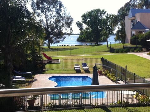 ELSINOR Townhouse 2 - Australian Directory 0