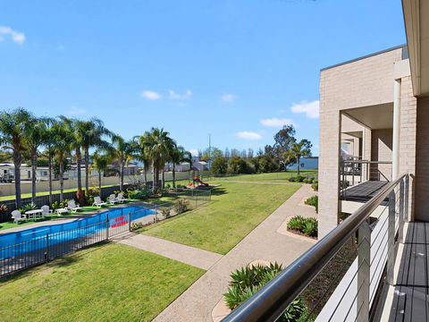ELSINOR Townhouse 6 Mulwala - Australian Directory 2