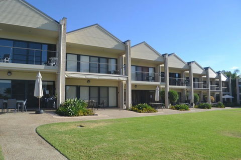 ELSINOR Townhouse 8 Mulwala - Australian Directory 1