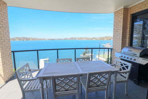 Elysium Lakehouse - Australian Directory 1
