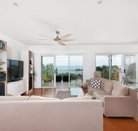 Embracing DutchiesNelsons Bay - Australian Directory