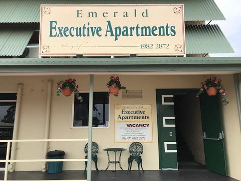 Emerald Executive Apartments - Australian Directory 2