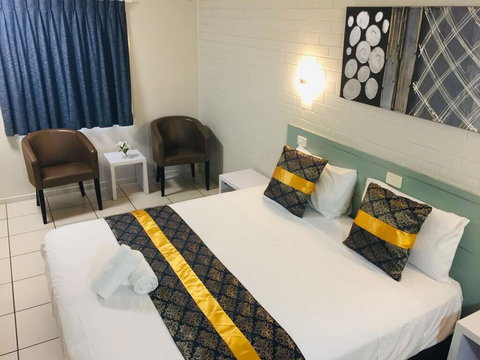 Emerald Highlands Motel - Australian Directory 3