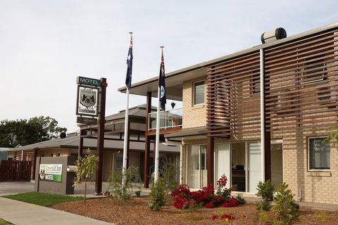 Emerald Inn - Australian Directory 1