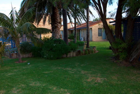 Esperance Beachfront Resort - Australian Directory 2