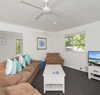 Essendene Road Box Beach Retreat 29 - Australian Directory