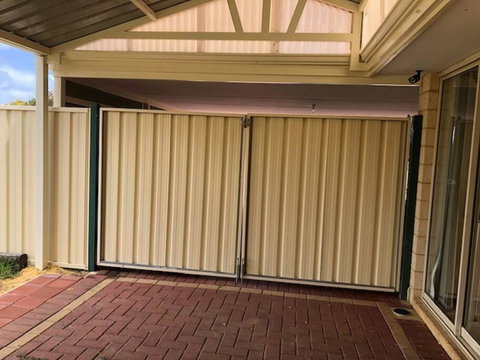 Estuary Short Term Hideaway - Australian Directory 3